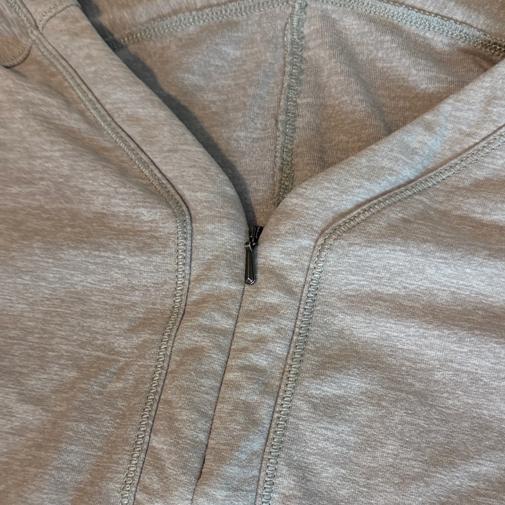 Lululemon Gray Long Sleeve Pullover Top - Picture 5 of 5